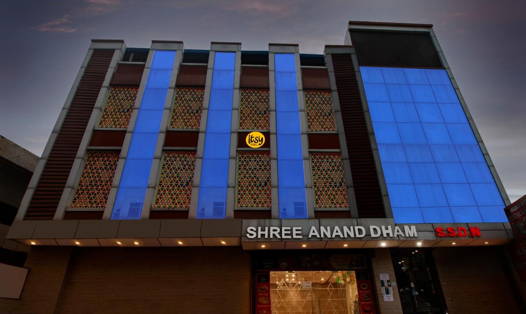 Itsy Hotels Shree Anand Dham, Vrindāvan المظهر الخارجي الصورة